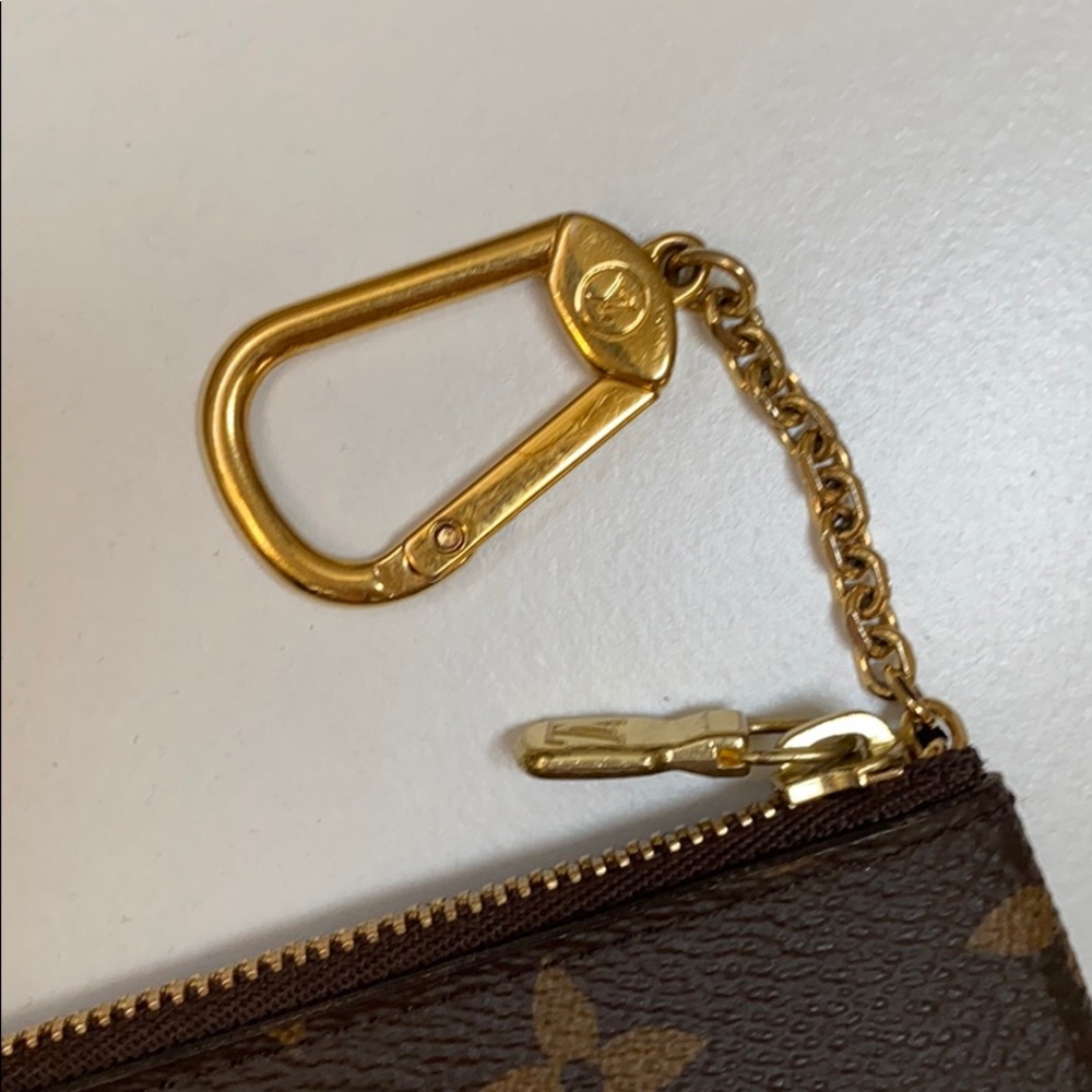 ❌Authentic Louis Vuitton Monogram Key Pouch Cles - Picture 3 of 11